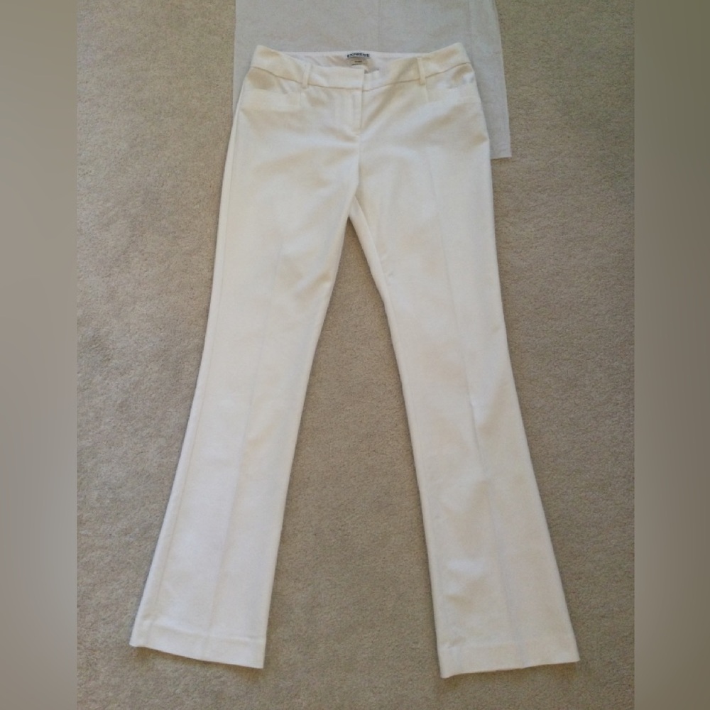 EXPRESS, COLUMNIST PANT, Size 6Reg. White. Spotless.